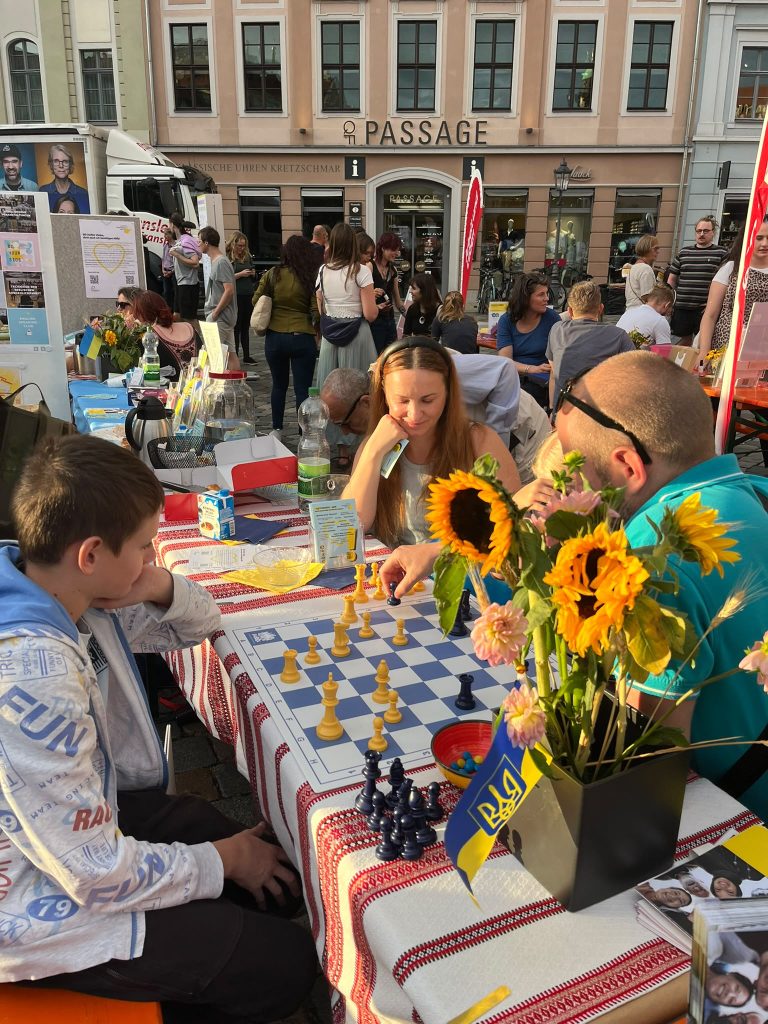 Am 31. August fand „Dresden is(s)t bunt“ statt– ein besonderer Tag voller Begegnungen, Austausch und Solidarität. ✨